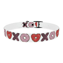 Load image into Gallery viewer, Valentine Donuts Dog Collar